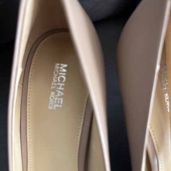 Michael Kors Dorothy flex pump Womens khaki Pointed Toe Leather Heels Size 9M - Picture 4 of 11